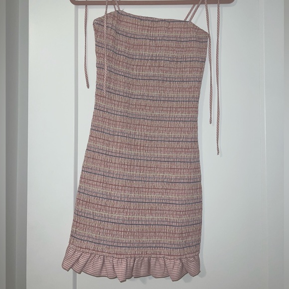 Honey Boutique Pink strip mini dress with bow tie shoulders - Picture 1 of 6